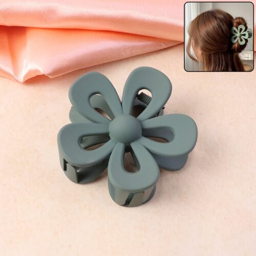 Flower Shaped Hair Claw Clip – 1 Pc