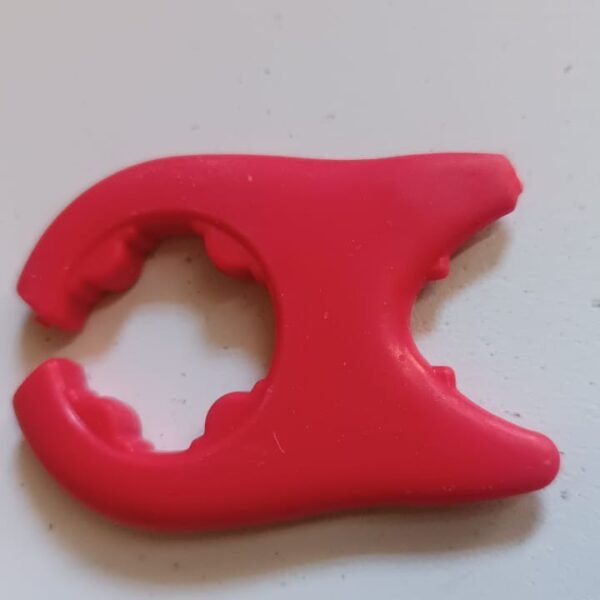 00529d57-7293-4a5f-9677-2fd318cf66c5.jpg Plastic Pot Holder 1pc