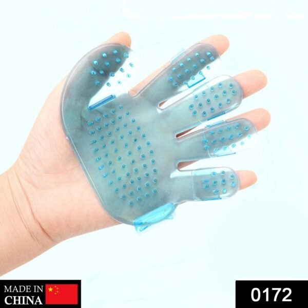 0172_0e5d3ad2-5328-430c-a9bb-2071f6efec02.jpg Rubber Pet Cleaning Massaging Grooming Glove Brush