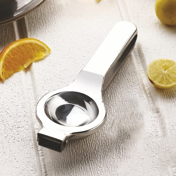 01_540bb87f-1f93-47f8-8b6c-447f836f7480.jpg Apex Heavy Duty Stainless Steel Lemon Press Squeezer
