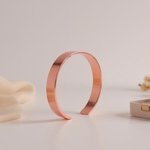 01_745fac9f-1664-491d-82f7-b48953e0b6cb.jpg Elegant Rose Gold-Plated Open Cuff Bracelet Kada (1 Pc)