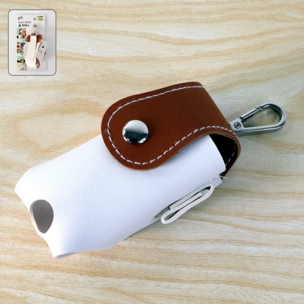 01_7e41834b-7b9b-49f6-a77e-845ce2d65459.jpg Golf Tees Holder & Mini Ball Pouch with Carabiner - (1 Pc)