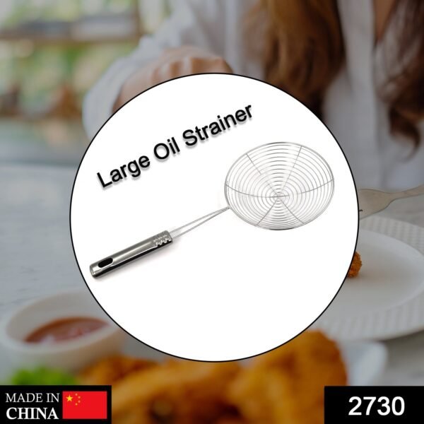 Large Oil Strainer Get Fried Food Stuffs Easily Without Any Problem And Damage