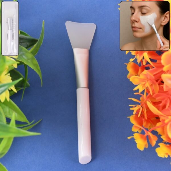 01_a6fe6138-a1b8-435f-92d9-0df22cc1b4e7.jpg Silicone Face Mask Applicator Brush (1 Pc)