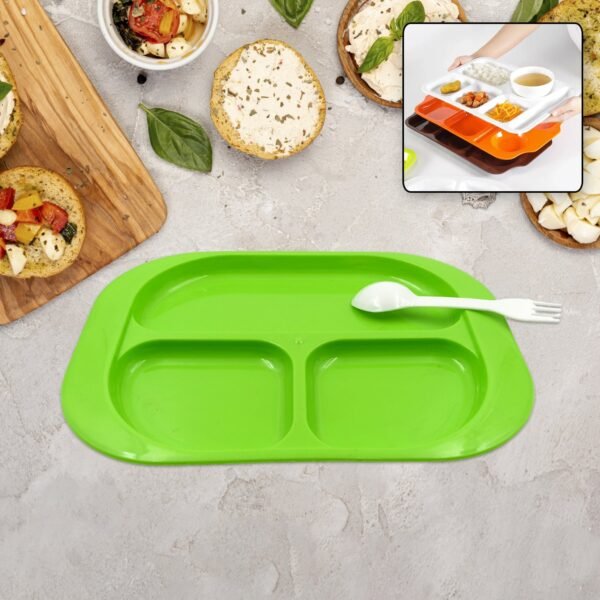 01_dc23ce8b-47e5-4b13-a538-3938474fda63.jpg Biodegradable 3-Compartment Plastic Food Plate with Spoon for Snacks (1 Pc)