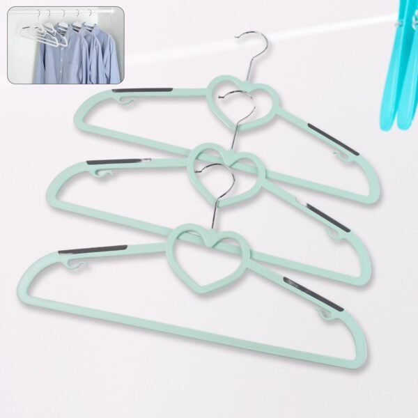 Plastic Clothes Hangers, Slim & Durable Space-Saving Hangers (3 Ps)