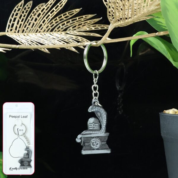 01_keychain_a9e8d512-f28a-45fe-9e4a-25cdfd03a718.jpg Shivling with Snake Design Silver Keychain (1 Pc)