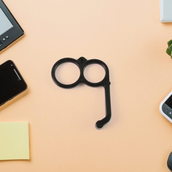 02_07f12d9e-8037-416d-b3e0-f3dd8e67a91b.jpg Plastic Hand Mobile Stand (Mix Color / 1 Pc)