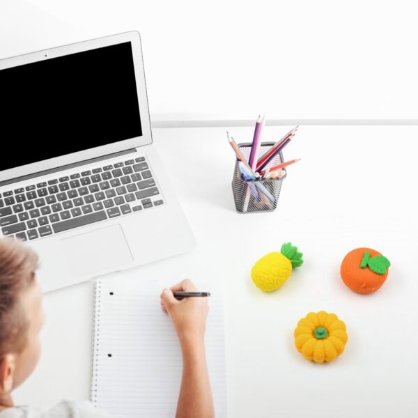 02_2385dcbe-7a88-4a3c-a994-47ab09e74e28.jpg 3D Mix Design Fancy & Stylish Colorful Erasers (1 Set)