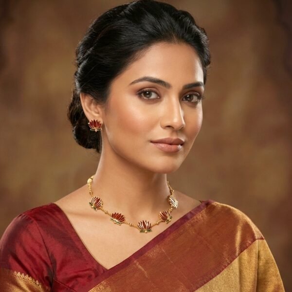 02_482a4b5c-db45-4508-9716-99a5eee8b02b.jpg Traditional Lotus Design Necklace with Stud Earrings Set (1 Set)