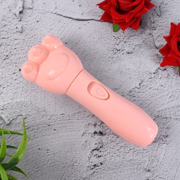 Bear Hand Massager for Khujli Relief - Soothing Comfort for Itchy Skin (Copy)