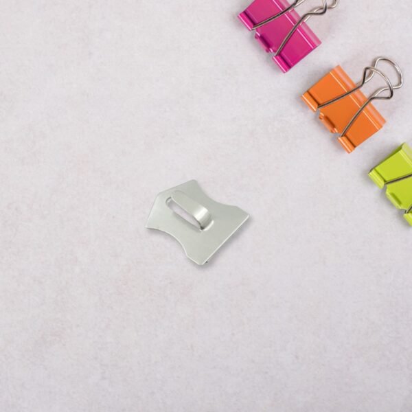 02_5533e5ef-c167-435b-a89a-b3928d956166.jpg 18-Piece Stainless Steel Wall Hooks: Organize Your Home Effortlessly