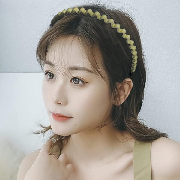 02_6651235e-521e-4fcd-8b83-7aaf54a7833f.jpg Plastic Simple Headbands Comb Headbands Hairbands (1 Pc)