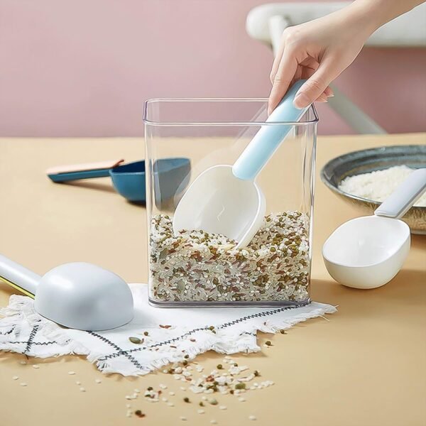 02_67dfc8f3-58fa-4893-a1f6-fc370d5b2990.jpg Large Plastic Measuring Spoons Flour Scoops for Home Kitchen (1 Pc)