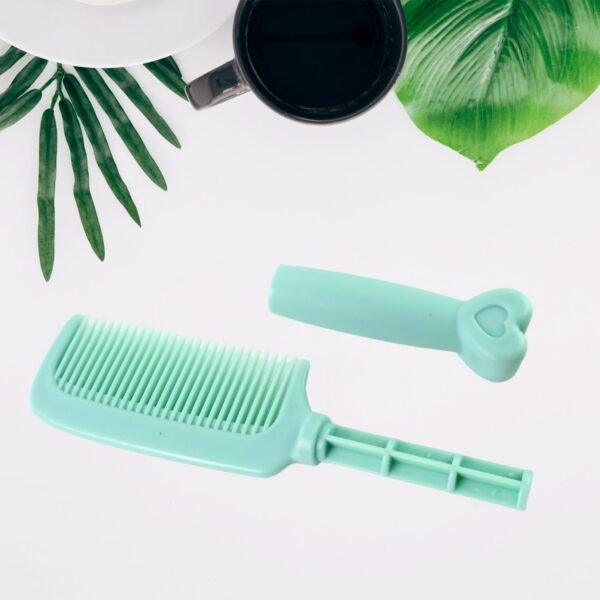 02_702e2f6d-bc78-4c19-be27-9867fabfa1b5.jpg Plastic Hair Comb with Heart-Shaped Handle (1 Pc)