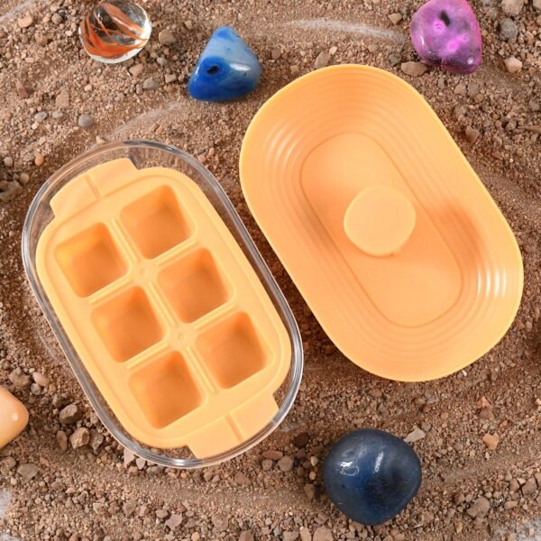 02_71d880d0-c93b-4ed2-8b41-34d7b1c8fd8c.jpg Plastic Ice Cube Tray (1 Set)