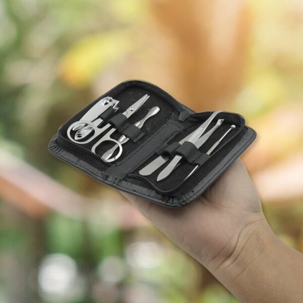 6-Piece Nail Clippers Kit with Travel Case – Professional Manicure SetStainless Steel
