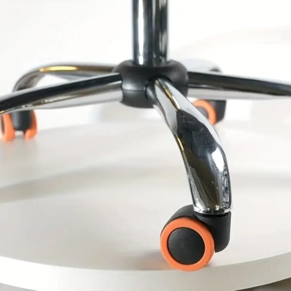 02_7c4c8f64-c406-4197-bc56-be8e2bfb58ff.jpg Silicone Suitcase Wheel Covers – Noise Reduction & Protection (4 Pc Set)