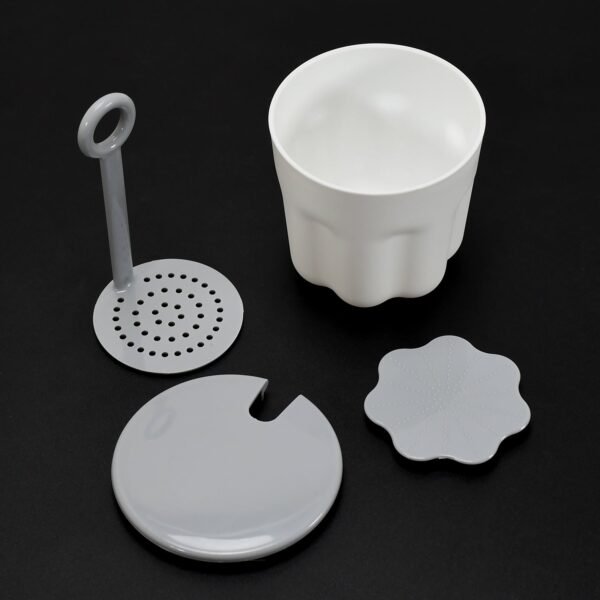 Winter Facial Cleanser Foaming Shaker – Bubble Washing Artifact for Daily Use