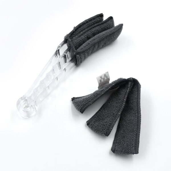 Window Blind Cleaner Brush Microfiber Sleeves – Dusting Tool for Shutters & AC (1 Pc)