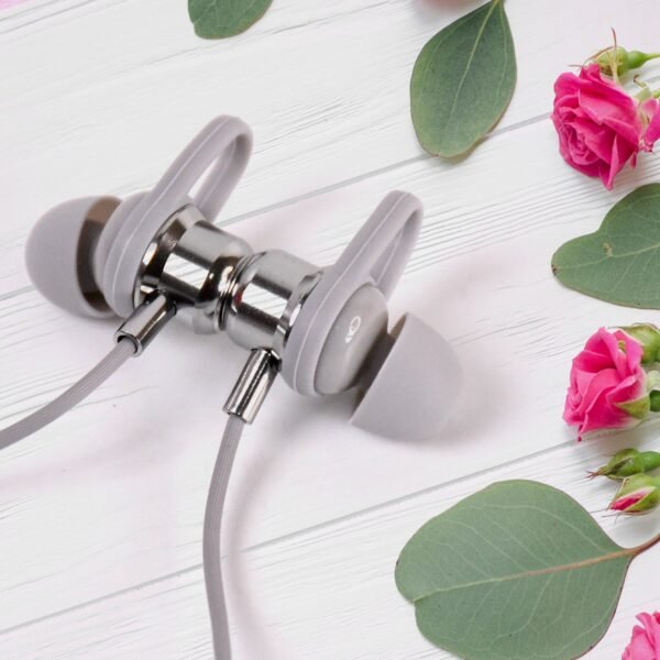 02_8664a353-e220-4360-8fdd-a89cf4724053.jpg Magnetic OFF Earbuds Neckband Bluetooth (1 Pc / With Color Box & Zipper Plastic Bag)