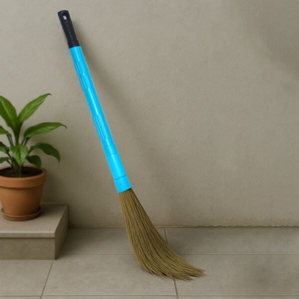 02_8fcd69d2-b48e-4da1-ac11-eae7794351d0.jpg Pro Clean Expandable Floor Broom with Plastic Handle