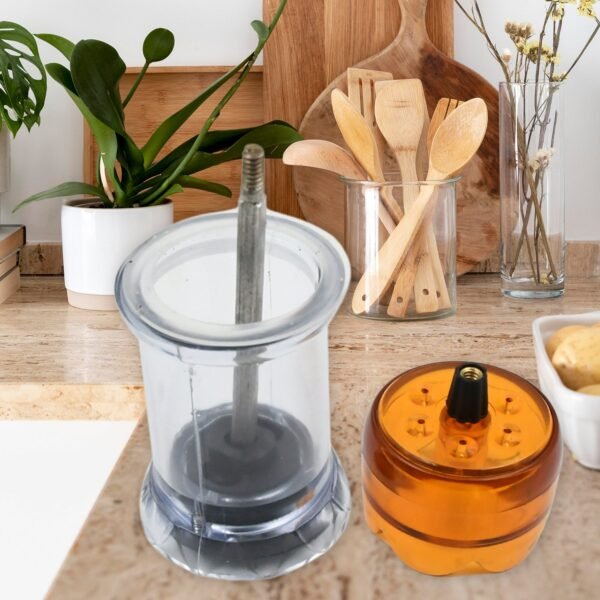 Transparent Plastic Salt and Pepper Grinder Manual Pepper Grinding Tool Crusher 1 Pc