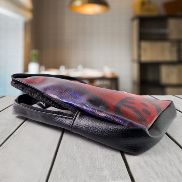 Handcrafted Multipurpose Zipper Pouch with Traditional Art Print (1 Pc)