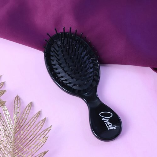 02_brush_fe304ca1-f8ff-4950-9251-ca6dbddb93a6.jpg Premium Oval Detangling Hair Brush (1 Pc)