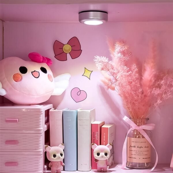 02_c3ea0dd4-ca45-4670-b4e6-c76ae1ba6030.jpg 3-LED Battery-Operated Touch Light (1 Pc)