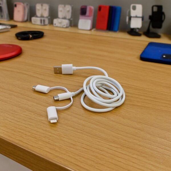 02_cable.jpg 3-in-1 Multi Charging Cable