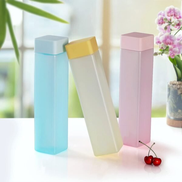 02_cf04e1e6-9890-4988-abfc-fc4ebbdd4a3e.jpg Square Plastic Water Bottle – 1000ml Leakproof BPA-Free for Office, Gym & Home (1 Pc)