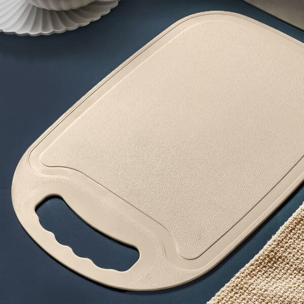 02_dcd68c47-5af6-4103-834c-8c64616d0d74.jpg Durable Plastic Chopping Board 34x23 cm (1 Pc)