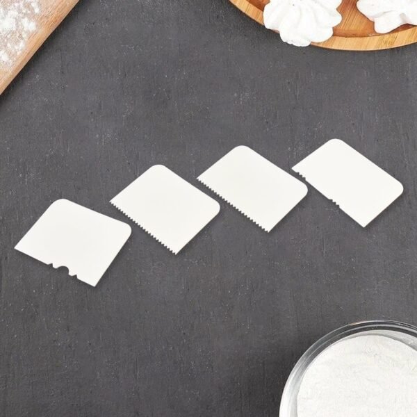 Plastic Cake Scraper Cake Decorating Pastry Baking Tool (4 Pcs Set)
