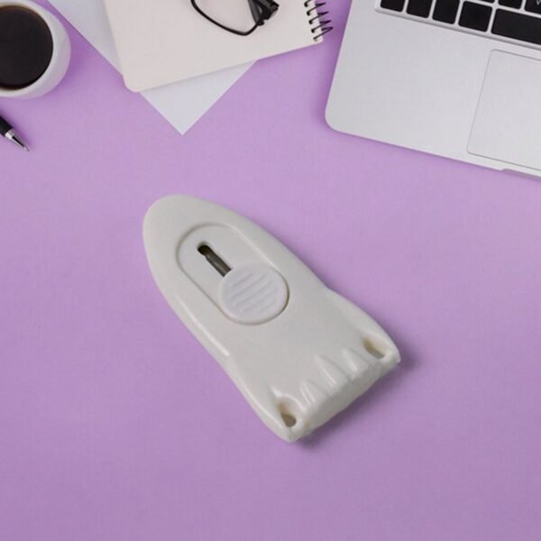 02_e8ee17f8-2021-43e6-8ab6-fed2aa881b37.jpg Mini Cloud Cutter Portable Safe Box Opener Multiple Uses (1 Pc)