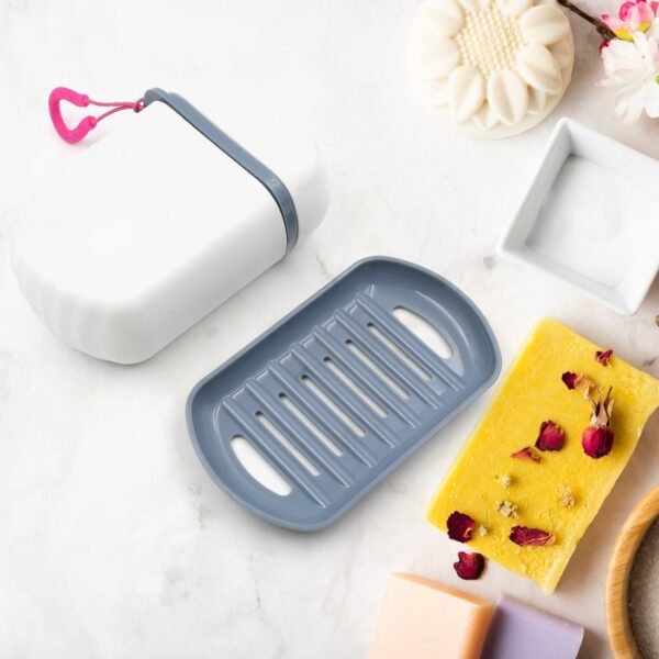 Stylish & Leak-Proof Travel Soap Box (1 Pc)