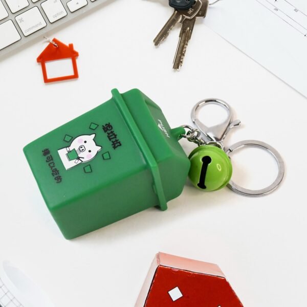 Trash Can Keychain Recycle Can Keyring Novelty Keychain