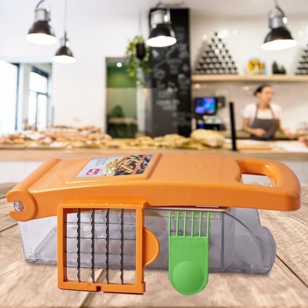 Supermom Kitchen Master Vegetable & Fruit Chopper (1 Pc)