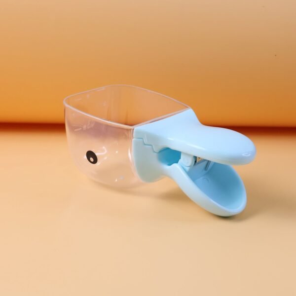 02_food-scoop.jpg 2-in-1 Pet Food Scoop with Bag Clip