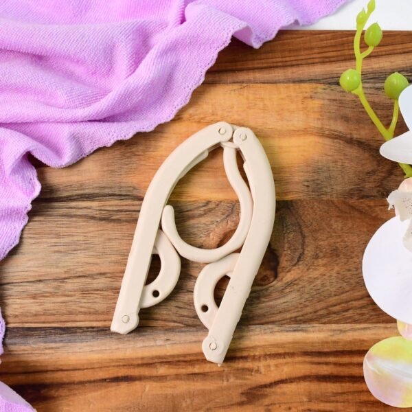 Travel Hangers, Portable Folding Clothes Hangers (1 Pc)