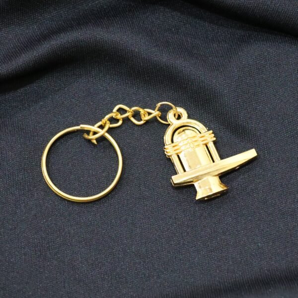 02_keychain_2eb715d6-5261-4276-8f89-df9e6ad2e457.jpg Shivling Golden Metal Keychain (1 Pc)