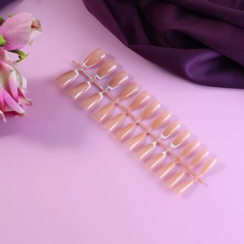 02_nail.jpg Elegant Nude Glossy Artificial Nail Tips fake nails (24 Pc Set)
