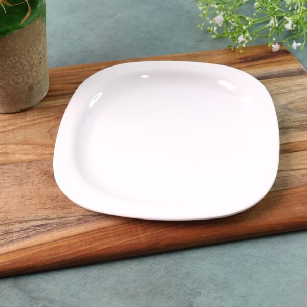 Plastic Square Dinner / Serving Plate – 20 cm (1 Pc)