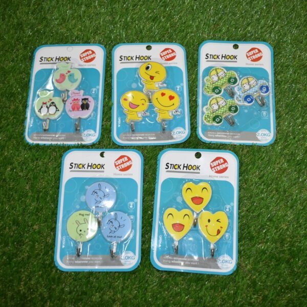 02b_02cf960f-fb80-4a76-a243-6f250a1d7696.jpg Plastic Self-Adhesive Kitchen 3Pc Hooks