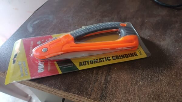 03889142-1d22-4946-a7f5-854680a5a086.jpg 15 Inch Mini Pruning Folding Saw (1 Pc)