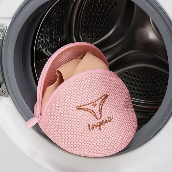 03_1300ffcb-e230-4af5-8b21-0e734e5afe44.jpg Lingerie Wash Bag – Dome-Shaped Protective Mesh Laundry Pouch with Zip Closure (1 Pc)