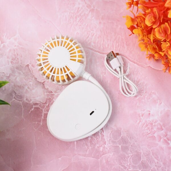 Mini USB Fan - Compact, Portable Cooling Solution (1 Pc)