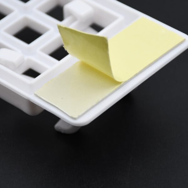 03_1f1f437c-e25a-4965-8d80-d5d916bf389c.jpg 5Spin Plastic Hanger Hook, Hotel, Bathroom Wardrobe Wall ClothesHanger Hook