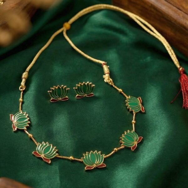 Traditional Green Lotus Design Necklace with Stud Earrings Set(1 Set)