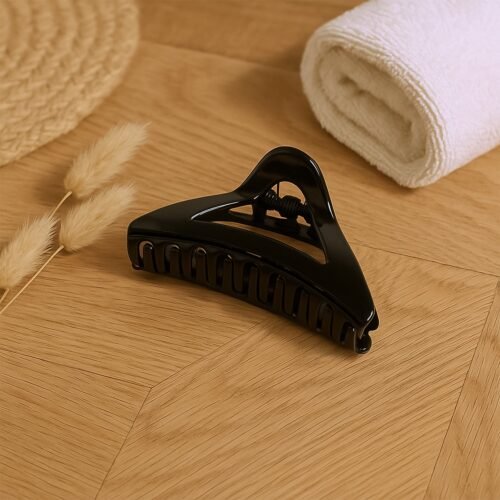 Triangle Shape Mix Color Plastic Hair Claw Clip for Women and Girls – 1 Pc